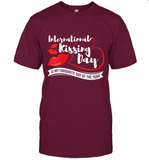 Womens Funny, International Kissing Day, International Kissing Day V Neck T Shirt T-Shirt